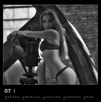 Fotokalender Shoot Out At The Factory Copyright Don RoMiFe Michael Rousek