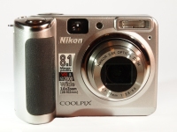 Produktfoto Nikon P50 Copyright Don RoMiFe Michael Rousek