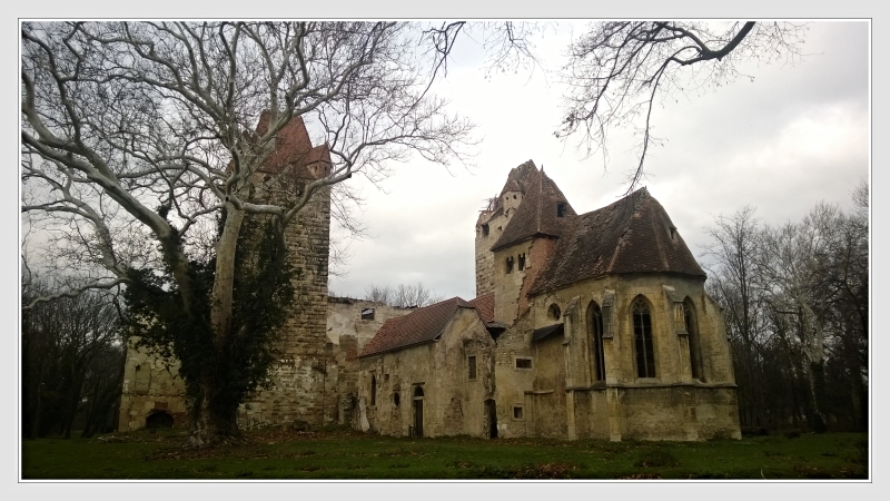 Copyright: Don RoMiFe Michael Rousek
