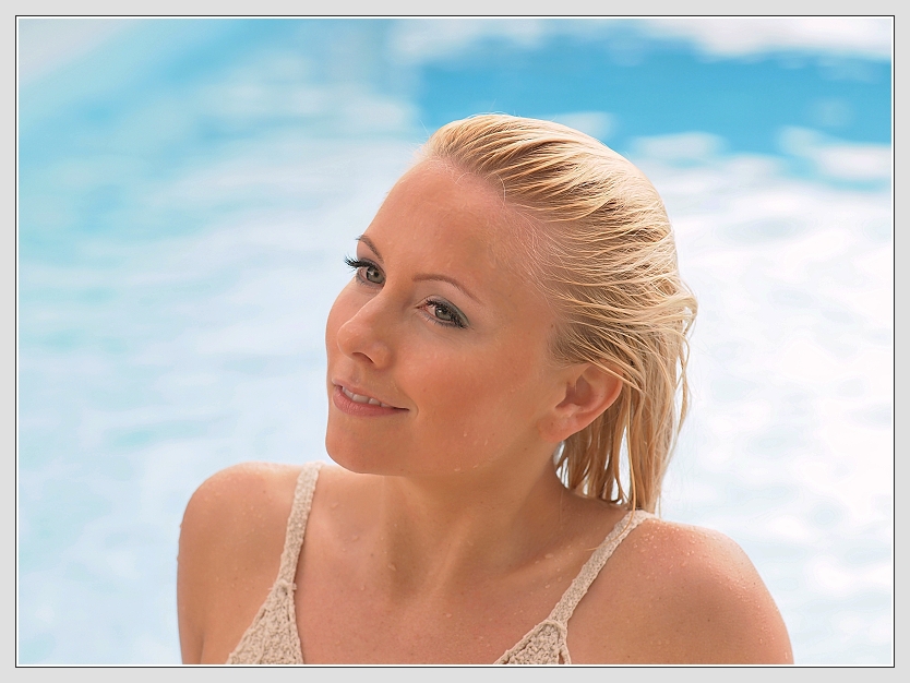 Shooting am Pool     Foto: Don RoMiFe