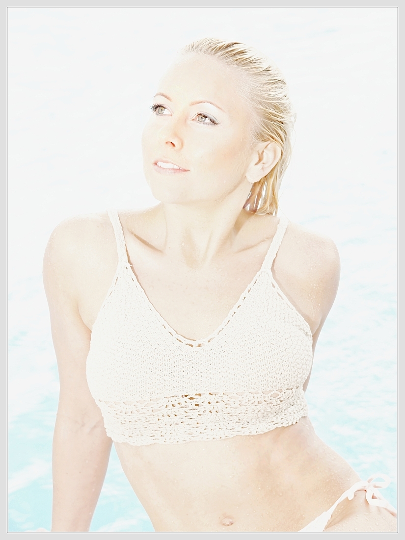 Shooting am Pool     Foto: Don RoMiFe